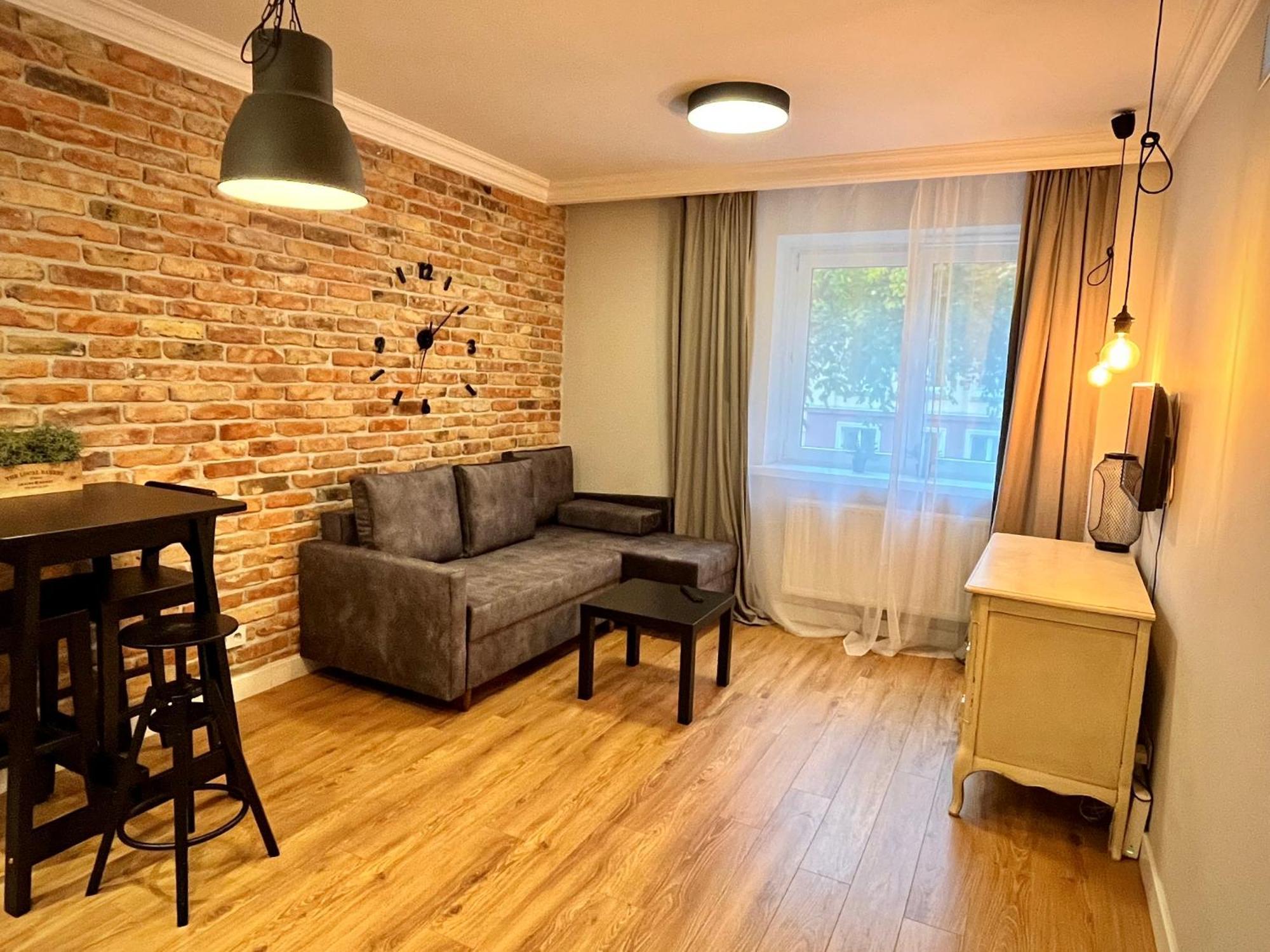 Stylish Cozy Flat In Center Варшава