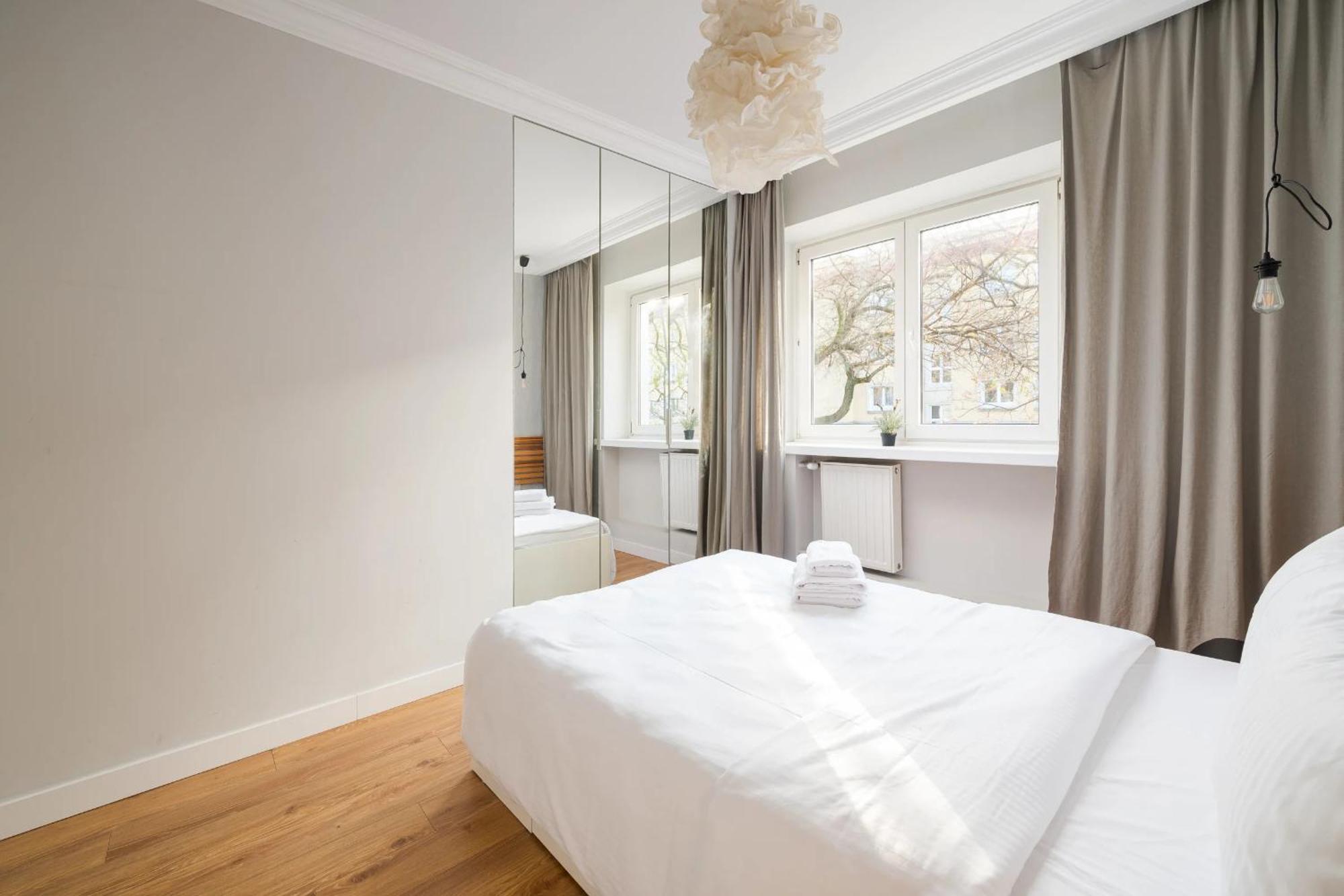 Stylish Cozy Flat In Center Апартаменти Варшава